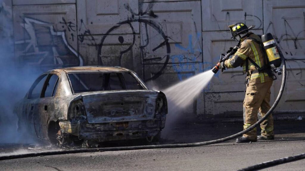 que hacer si queman tu auto