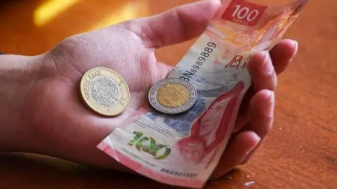 Ojo: SAT podría revisar tus depósitos en efectivo si superan esta cifra