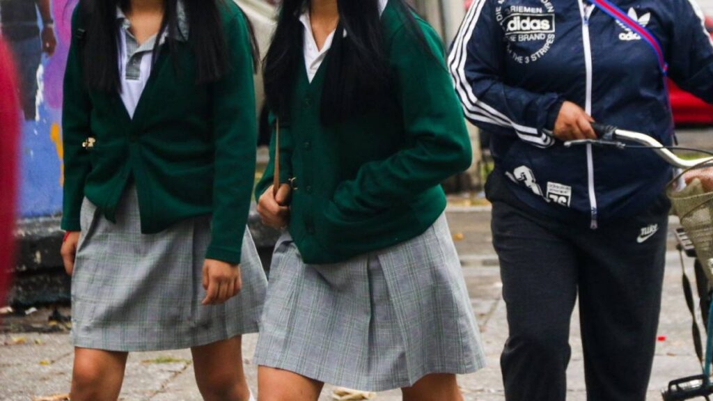 Estudiantes habrían promovido encuentros con adultos.