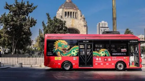 Te piden ayuda y te roban: alertan nuevo modus operandi en Metrobús CDMX