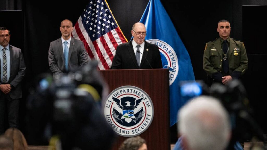 Trump termina operativo de ICE en Minnesota tras redadas, protestas y retiro de agentes federales.