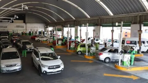 En marzo 2026, estos autos verifican en CDMX y Edomex