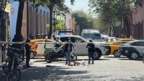 Video muestra cómo una pipa atropelló a mujer estadounidense en Oaxaca