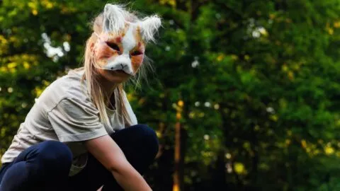 Con máscaras y colas: viralizan videos de Therians en diversos estados de México