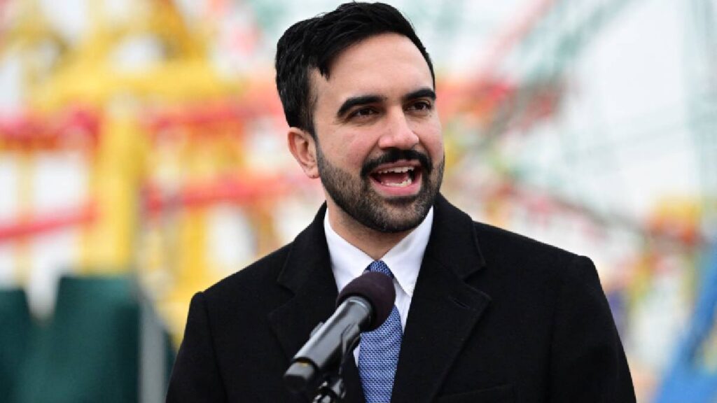 Zohran Mamdani y Alexandria Ocasio-Cortez invitan a familias de Nueva York a registrar a menores en programas gratuitos de educación inicial.