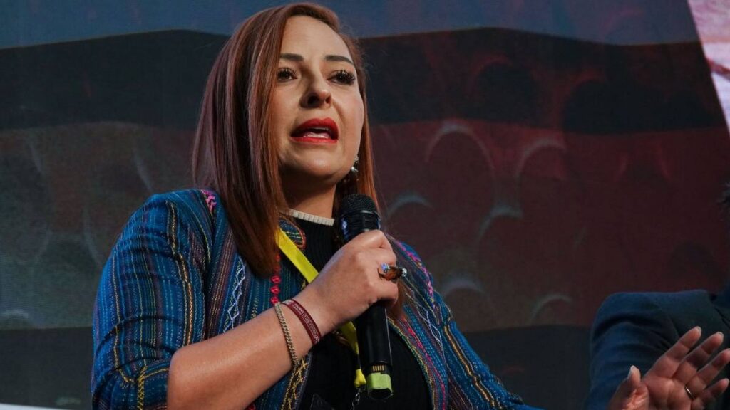 Alcaldesa Fabiola Ricci en polémica por presunta vida de lujos.