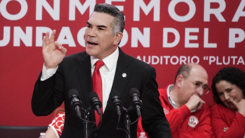 “Alito” festeja 97 años del PRI pidiendo alianza al PAN y MC