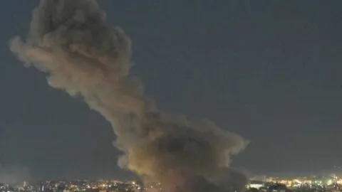 Drones atacan embajada de EE. UU. en Arabia Saudí