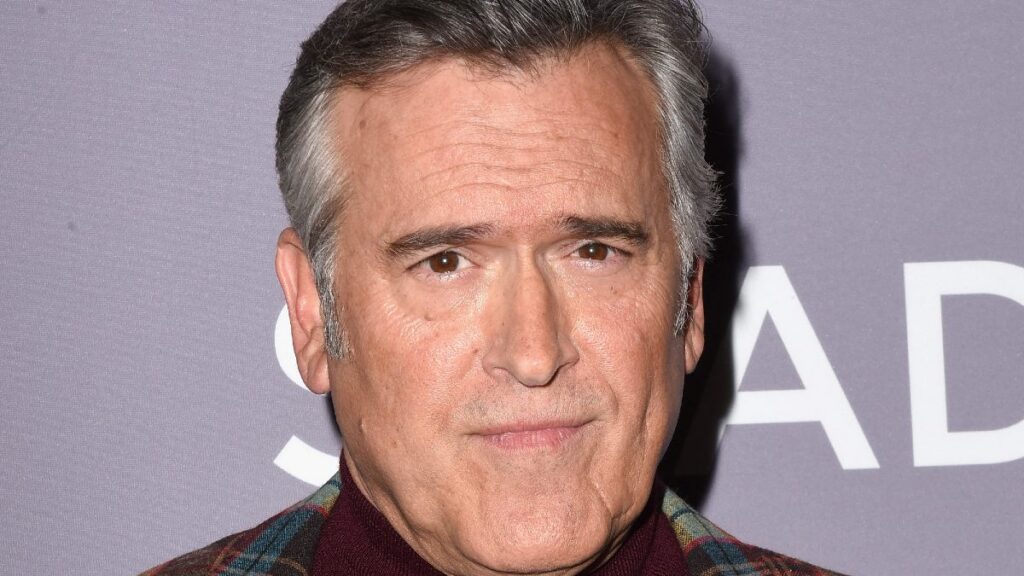 Bruce Campbell, actor de “The Evil Dead”, revela que padece cáncer “tratable, no curable”