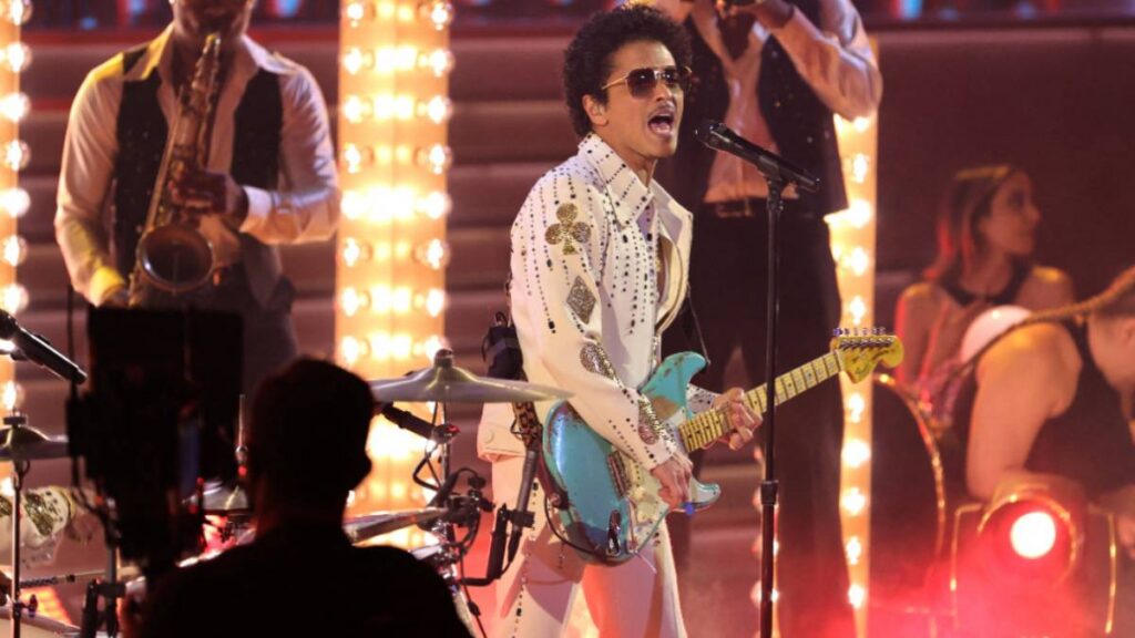 Bruno Mars se ha distinguido por su versatilidad.