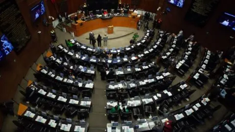 Rechazo de la reforma electoral en San Lázaro causa tensiones entre Morena y sus aliados en el Senado