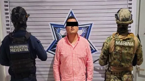 Detienen al “Charro” por cobro de piso en el Mercado Morelos en Puebla