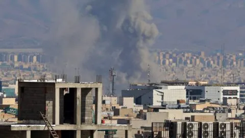 Estados Unidos sería el responsable del bombardeo a escuela de Irán, según el New York Times