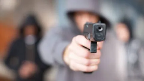 Evelyn teme por su seguridad luego de exhibir a quienes la agredieron y asaltaron su casa