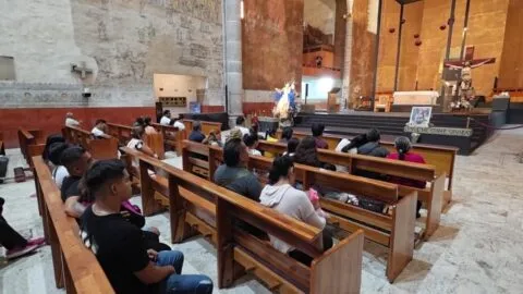 Familiares despiden a Kimberly Joselín con misa en su memoria en la Catedral de Cuernavaca