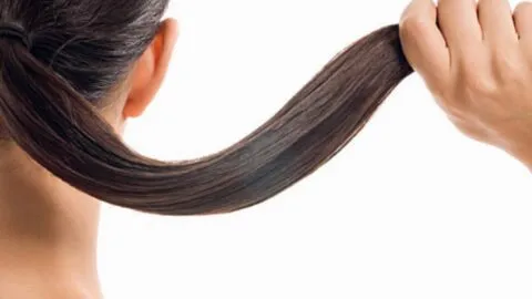 Impactante: potosina carga 187.4 kg con su cabello y hace historia