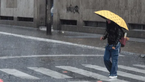 México bajo la cuarta tormenta invernal: lluvias intensas y nevadas este lunes en estos estados