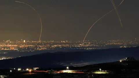 Orlando Hércules López Miralrido, mexicano varado en Tel Aviv, exige apoyo a Cancillería