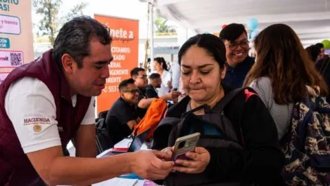 Empleo formal marca récord en febrero con 22.69 millones de puestos: IMSS