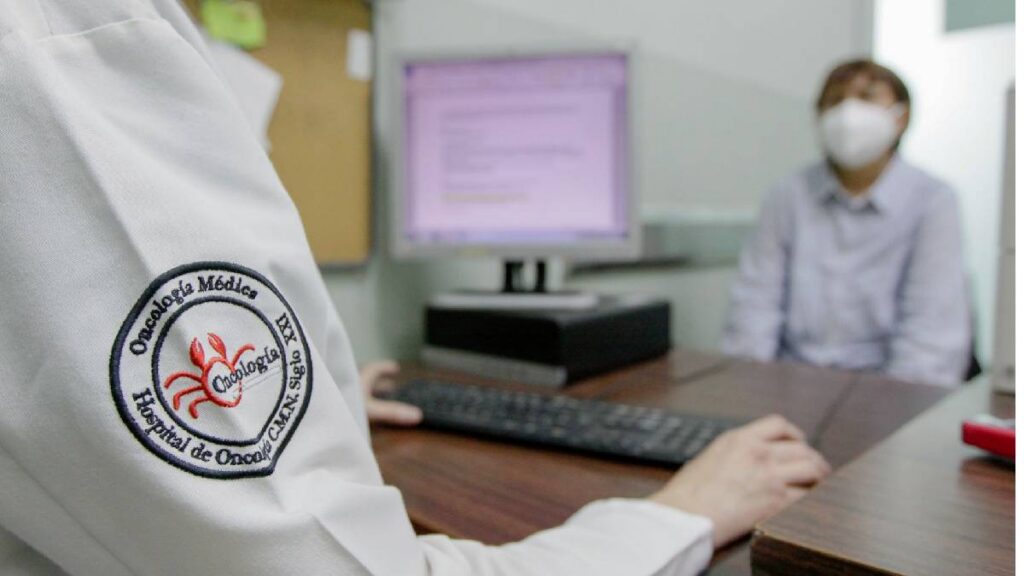 IMSS actualiza trámites y pedirá CURP biométrica o identificación oficial para gestiones presenciales desde marzo de 2026.