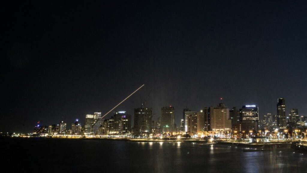 Irán rechaza negociar con EE. UU. y dice estar listo para guerra larga