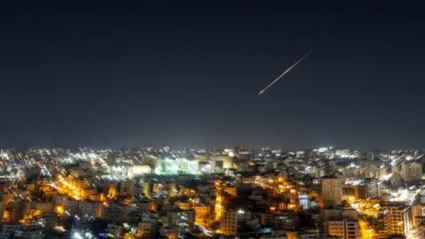 Italia enviará medios de defensa aérea a países del Medio Oriente atacados por Irán, anuncia Giorgia Meloni