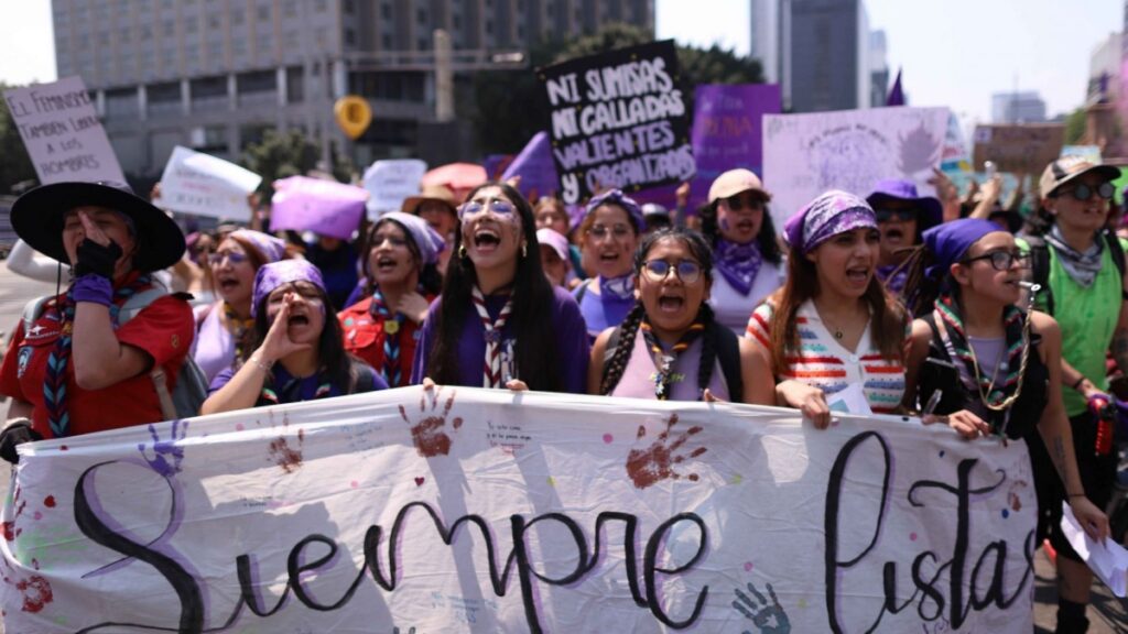 Más de 120 mil mujeres participaron en las marchas por el 8M en la Ciudad de México, concluyendo con saldo blanco