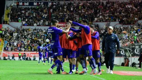 ¡Rugen! Memote salva a Pumas y se imponen a Necaxa