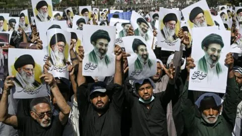 Mojtaba Jamenei, herido pero a salvo: crece la incertidumbre sobre el nuevo líder supremo de Irán