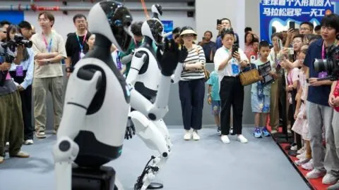 Robots humanoides brillaron en el Año Nuevo Chino y muestran el avance de la inteligencia artificial en China