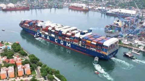 Los estragos de la guerra contra Irán en el transporte global: tarifas marítimas y seguros se disparan hasta 1000%