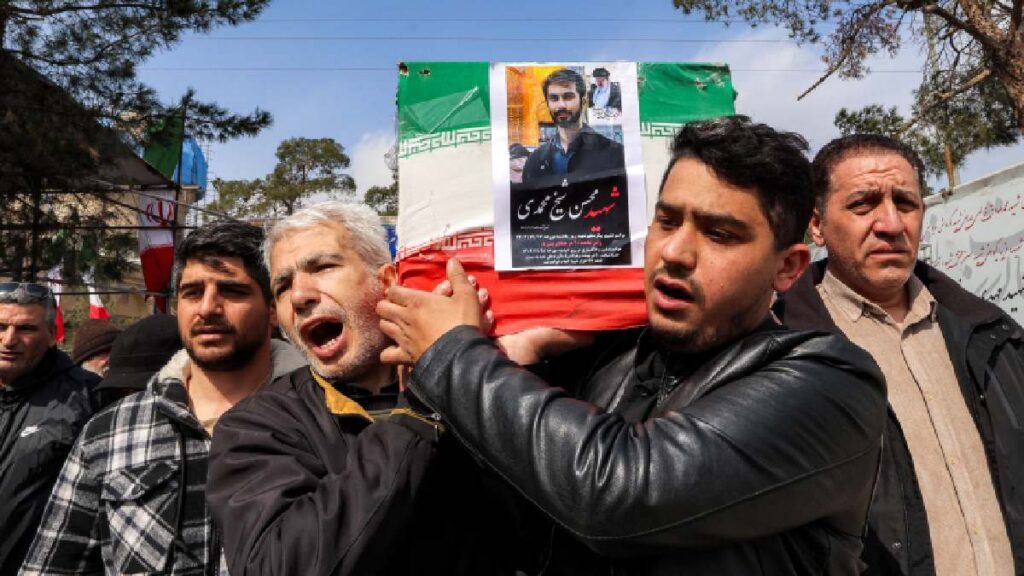 Suman al menos mil 230 muertos en Irán por guerra con Estados Unidos e Israel