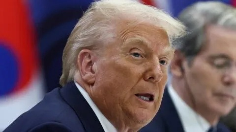 "Una pérdida de tiempo" envío de tropas terrestres a Irán afirma Trump