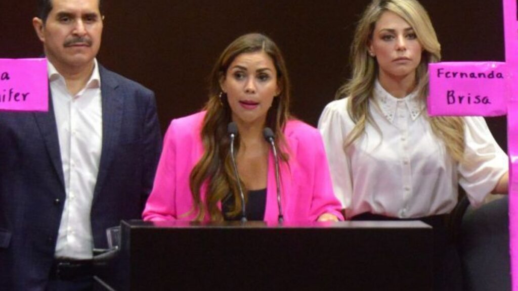 Vincula a proceso a Karina "N", exsecretaria de Desarrollo Humano de Monterrey, acusada de extorsión