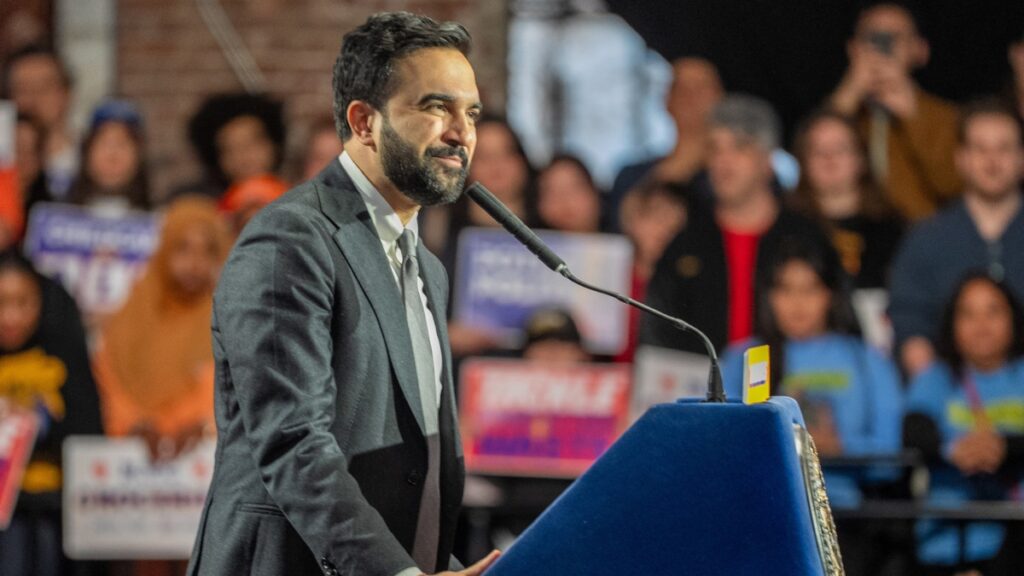 Alcalde de Nueva York denuncia crisis no vista desde la Gran Recesión y pide más recursos estatales