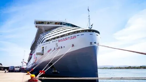 Cruceros llenan Mazatlán de visitantes: Más de 9 mil turistas internacionales en 3 días