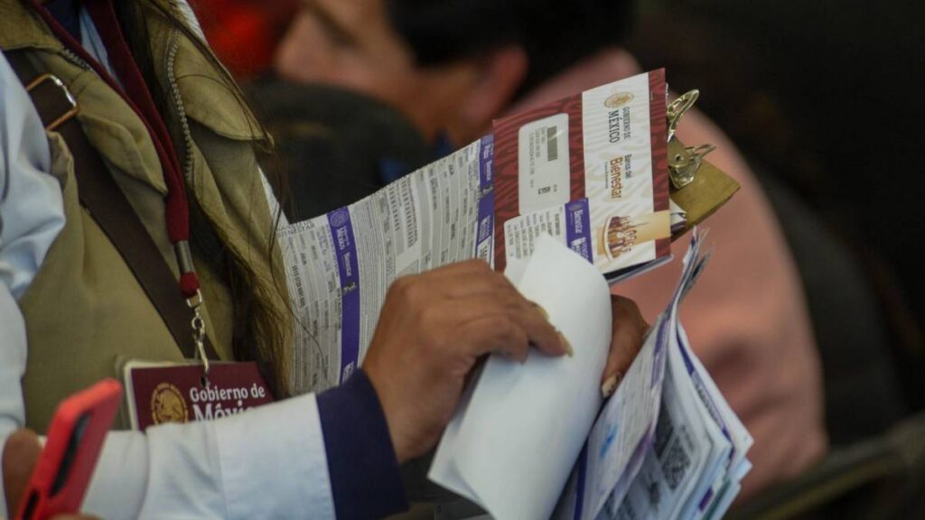 En los módulos se hace el registro para las pensiones del bienestar.