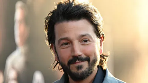 SCJN falla a favor del actor Diego Luna; empresa deberá indemnizarlo por el uso indebido de su imagen