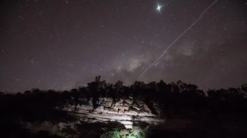 Eta Acuáridas 2026: cuándo ver la lluvia de estrellas de mayo en su punto máximo en éxico