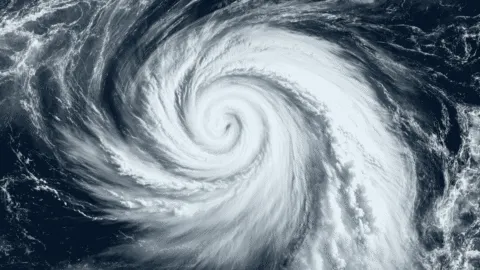 Meteorológico advierte cambios en lluvias y huracanes por fenómeno de El Niño