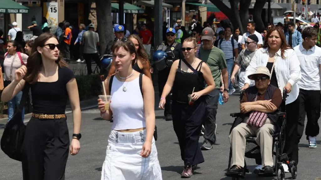 Mayo llega con puente este 2026; qué días no se trabaja y cuánto deben pagarte si laboras