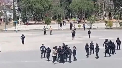 Protesta vecinal por construcción de parque deja 12 heridos y 12 detenidos en Naucalpan
