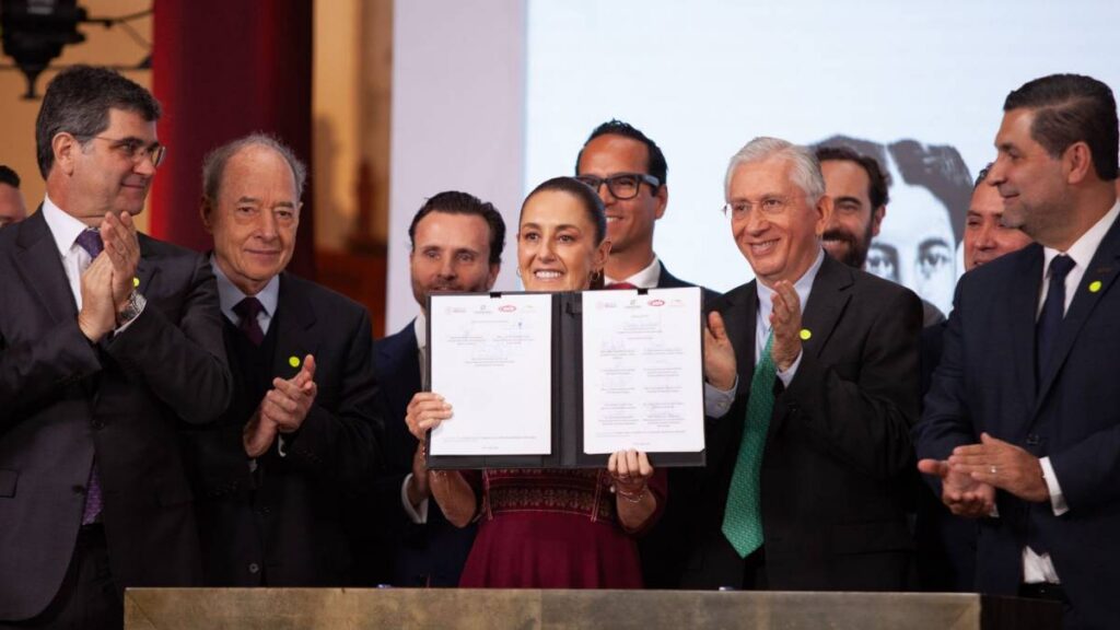 México impulsa uso de acero nacional en obras públicas con nuevo acuerdo