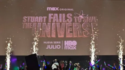 CCXPMX26: Actores de “Stuart no logra salvar el universo” reciben su suerte a la mexicana y develan fecha de estreno