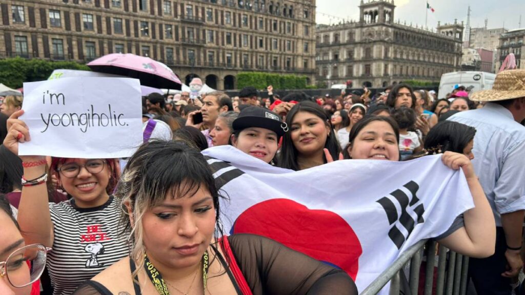 ARMY en Palacio Nacional