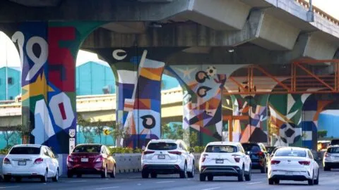 A un mes del Mundial 2026: se dispara la renta de autos blindados ante crisis de seguridad en México