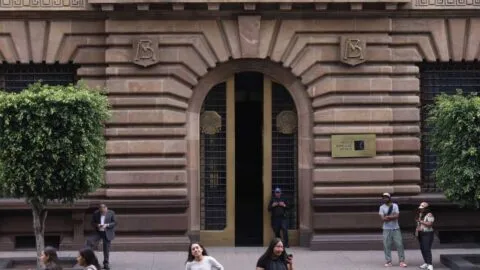Banco de México baja tasa de interés a 6.5%; suma 2 recortes en 2026