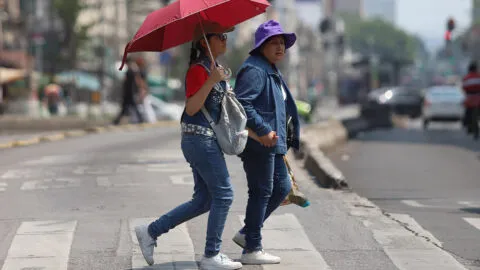 Calor y cielo despejado dominan este viernes en CDMX
