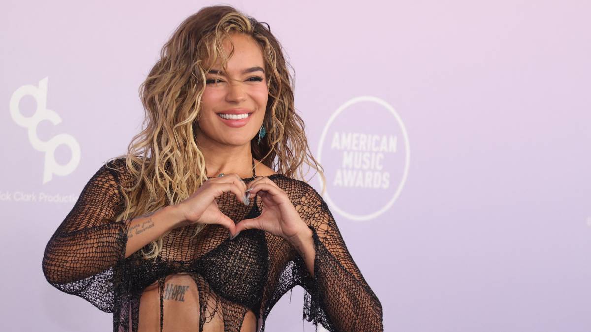 Karol G, Maluma y los mejores vestidos de la alfombra roja de los ...