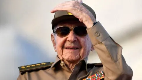 EE. UU. presenta cargos penales contra el expresidente cubano Raúl Castro